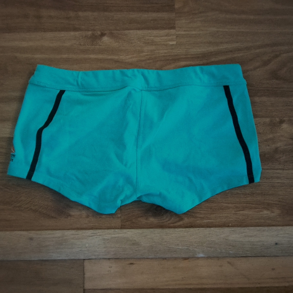 Reebok CrossFit Green and Black Athletic Shorts Streamlined Comfort